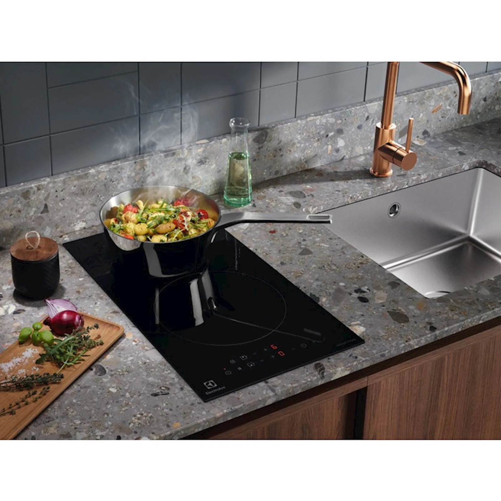 Ugradbena ploča Electrolux LIT30231C, indukcija - slika 7