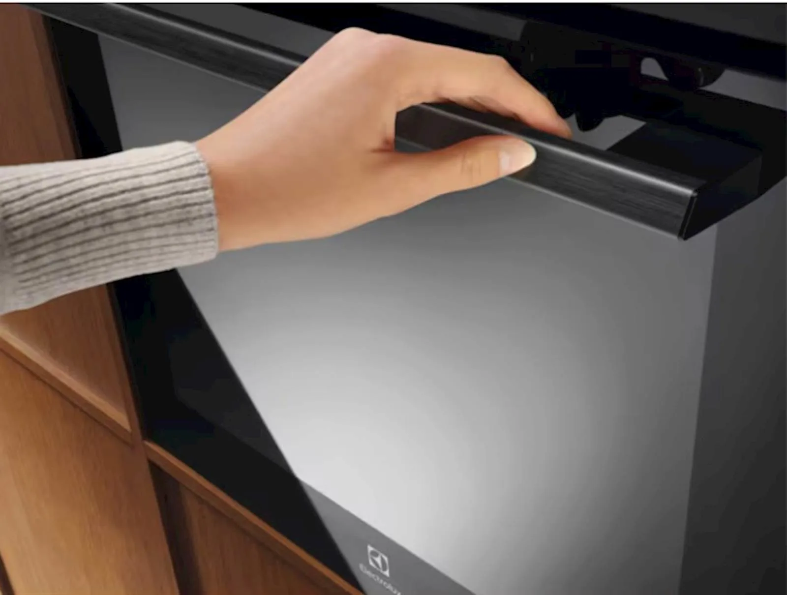 Ugradbena pećnica ELECTROLUX LOE8P38Z - slika 5