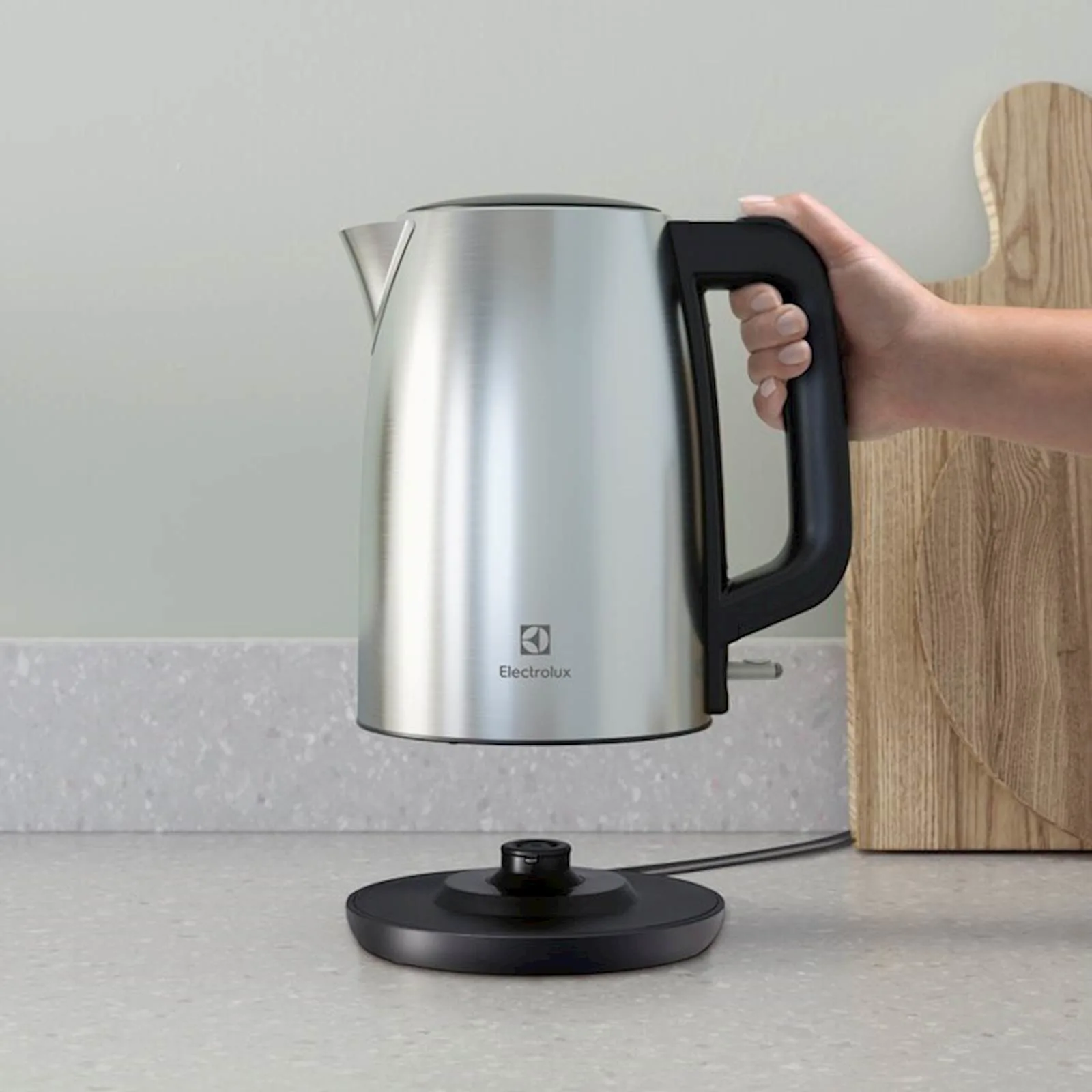 Kuhalo za vodu Electrolux E3K1-3ST - slika 2