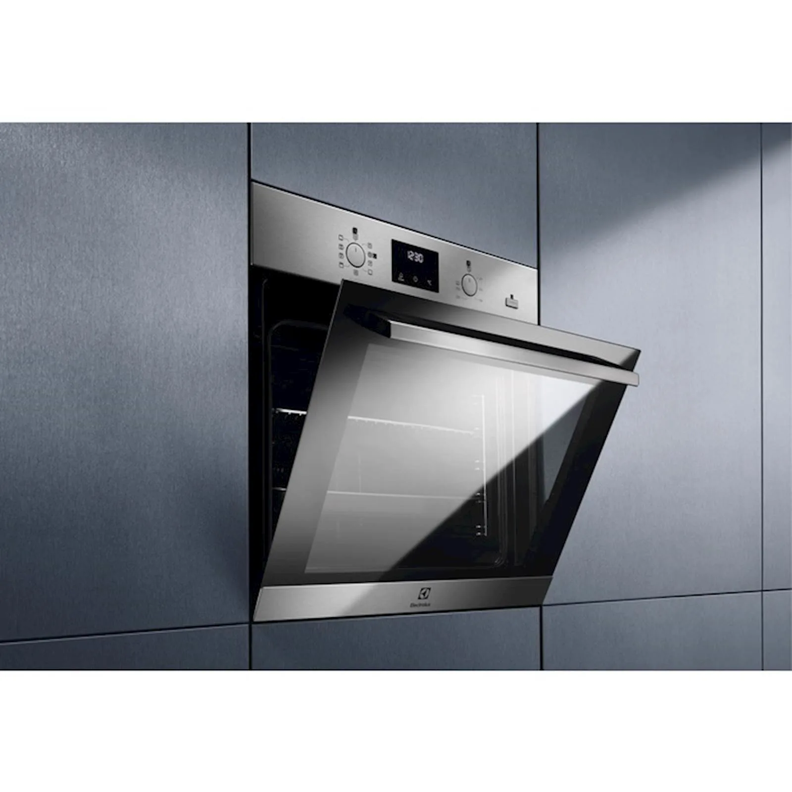Ugradbena pećnica Electrolux EOD3H50TX - slika 3