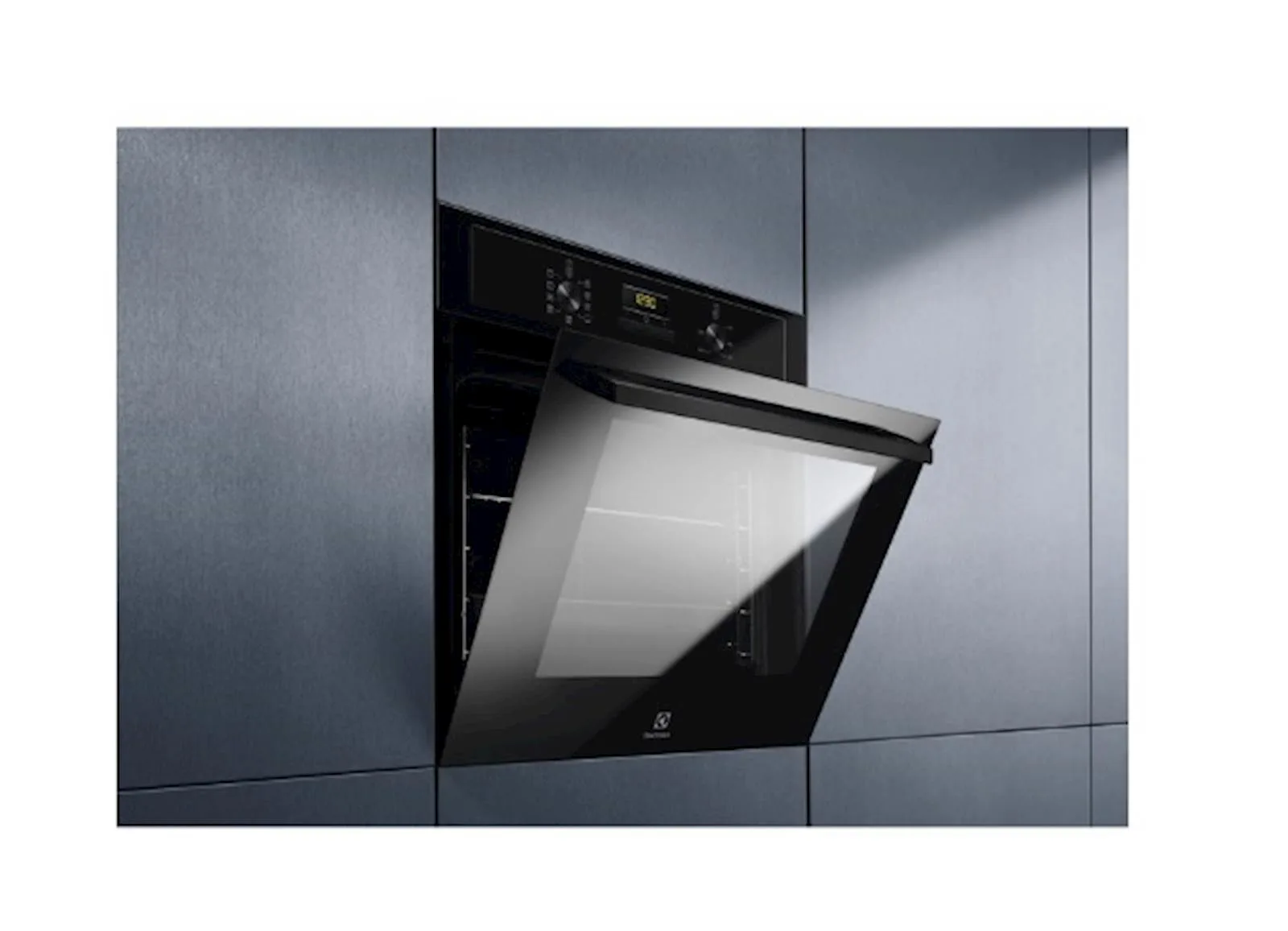 Ugradbena pećnica Electrolux EOF3H50BK - slika 7