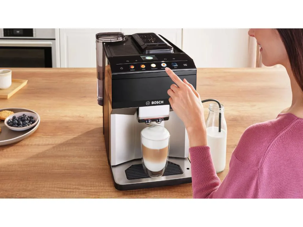 BOSCH Automarski caffe aparat,15 bar,9 odabira pićaaromaDouble Shot: vrlo jaka kafa - slika 3