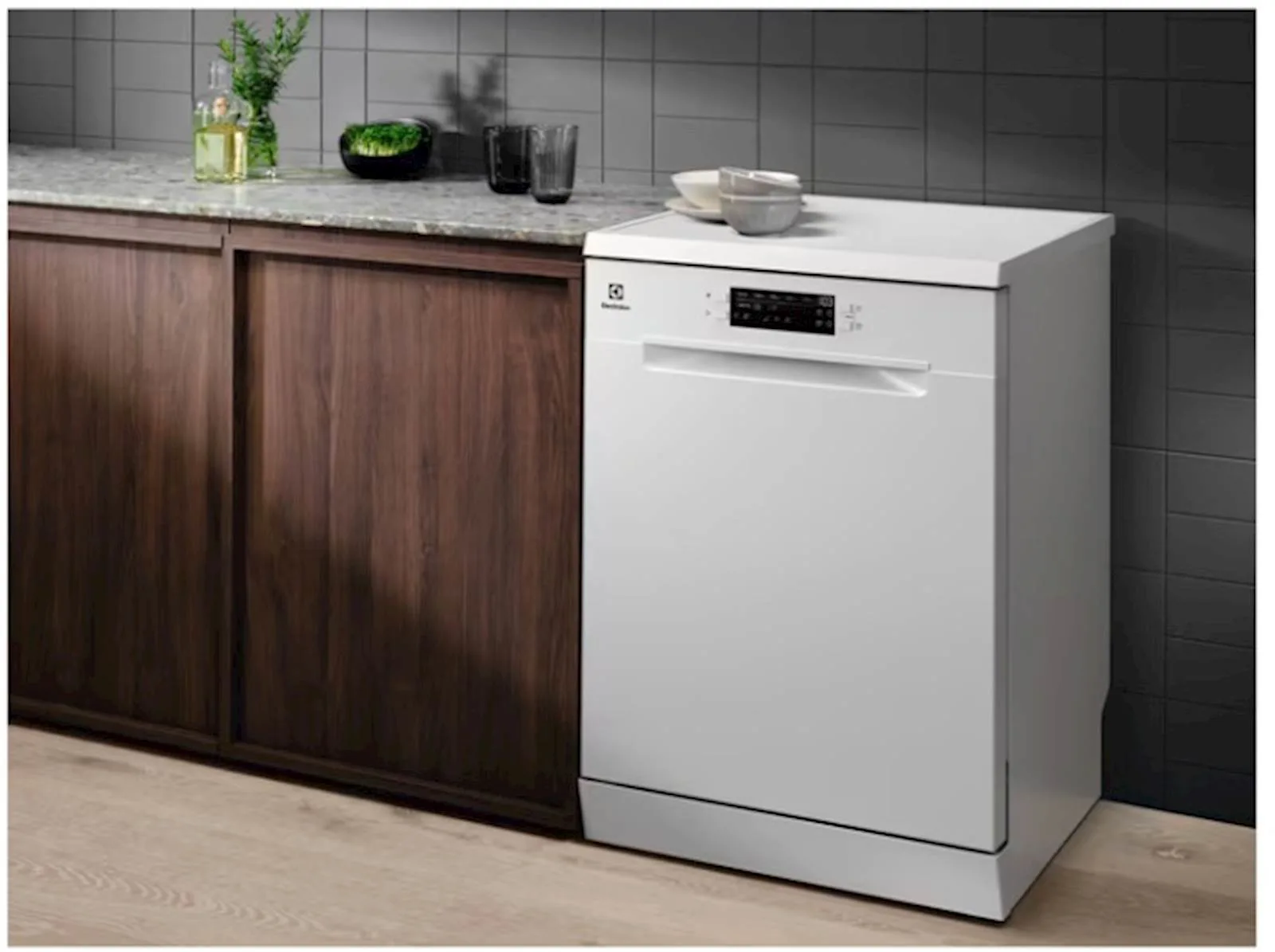 Samostojeća mašina za suđe ELECTROLUX ESA47210SW - slika 6
