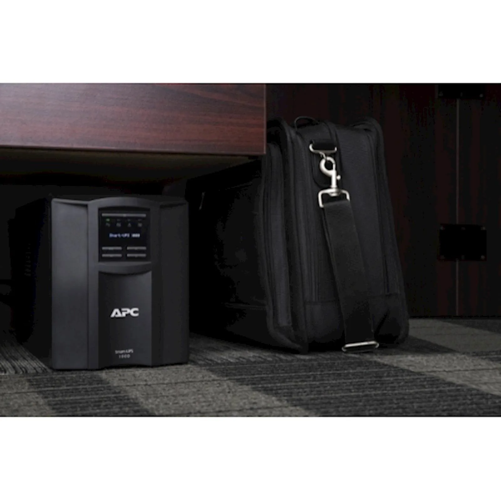 Smart-UPS APC,1000VA, Tower, 230V, 8x IEC C13, SmartConnect Port+SmartSlot, AVR, LCD - slika 3