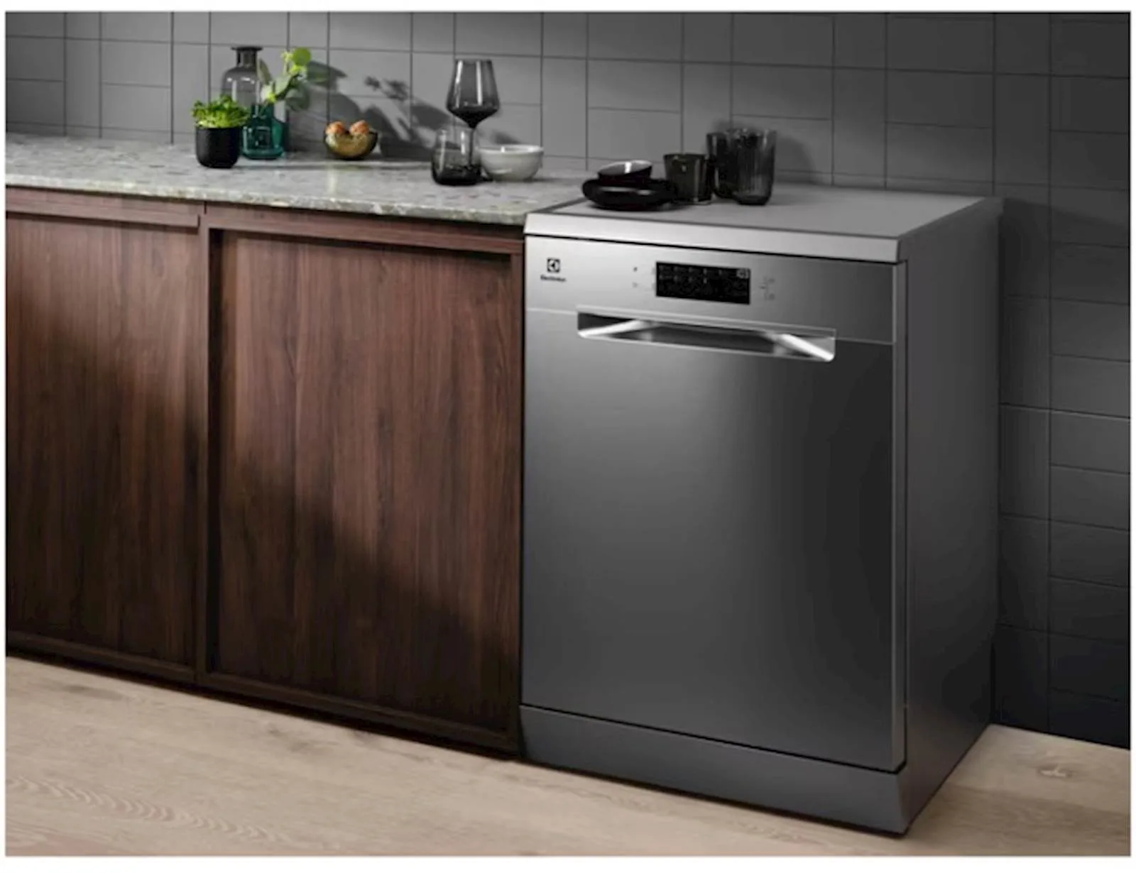 Samostojeća mašina za suđe ELECTROLUX ESA47210SX - slika 6