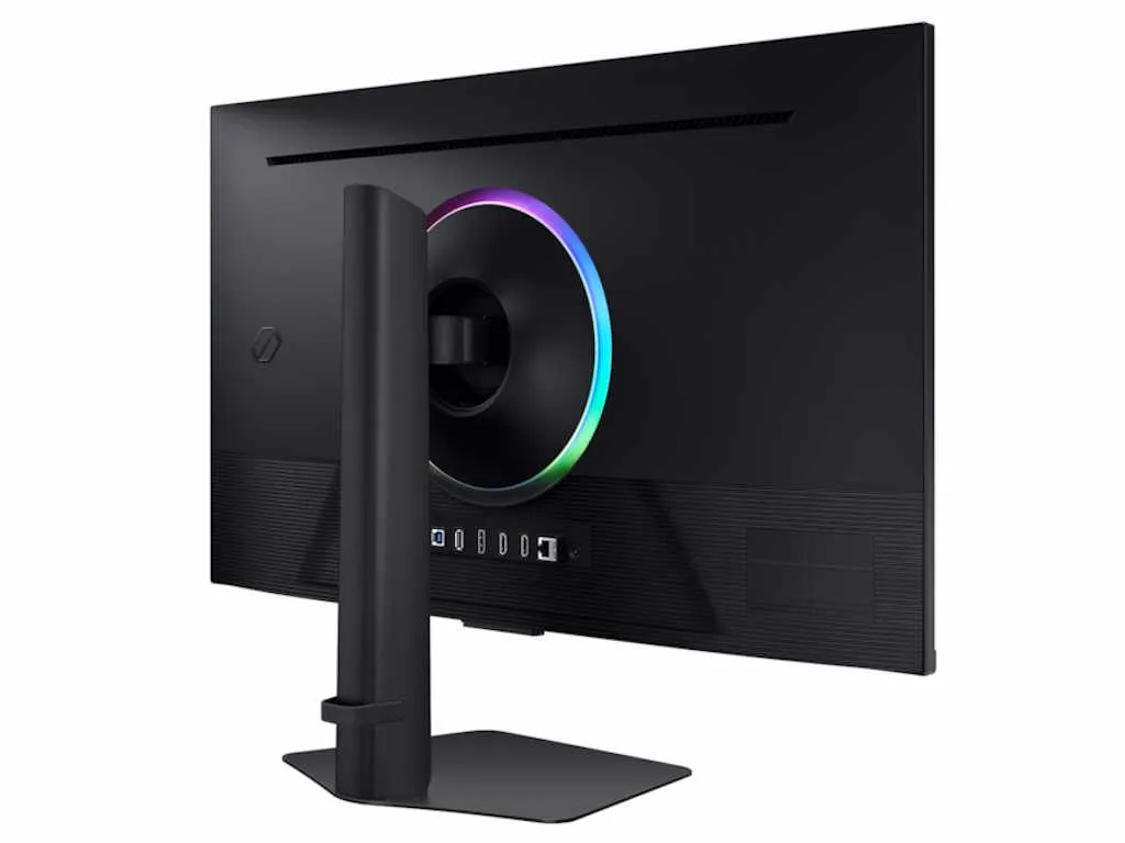 Samsung 32" Odyssey G7 4K UHD3840x2160, IPS, 1000:1, 144Hz350cd, 2xHDMI, DP, USB, Pivot, Tilt, Swi - slika 3