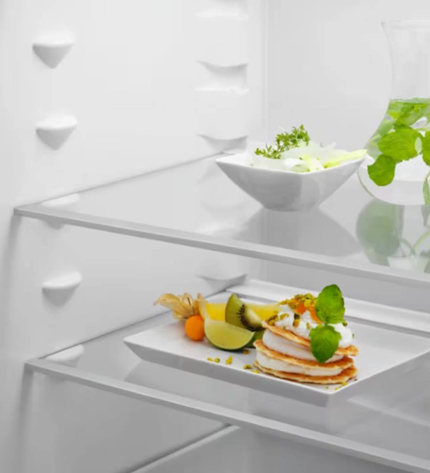 Frižider ELECTROLUX LNA7NE18S - slika 4