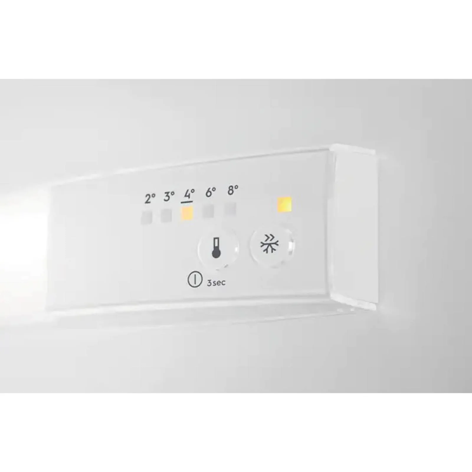 Ugradbeni podpultni frižider Electrolux LFB3AF82R - slika 3