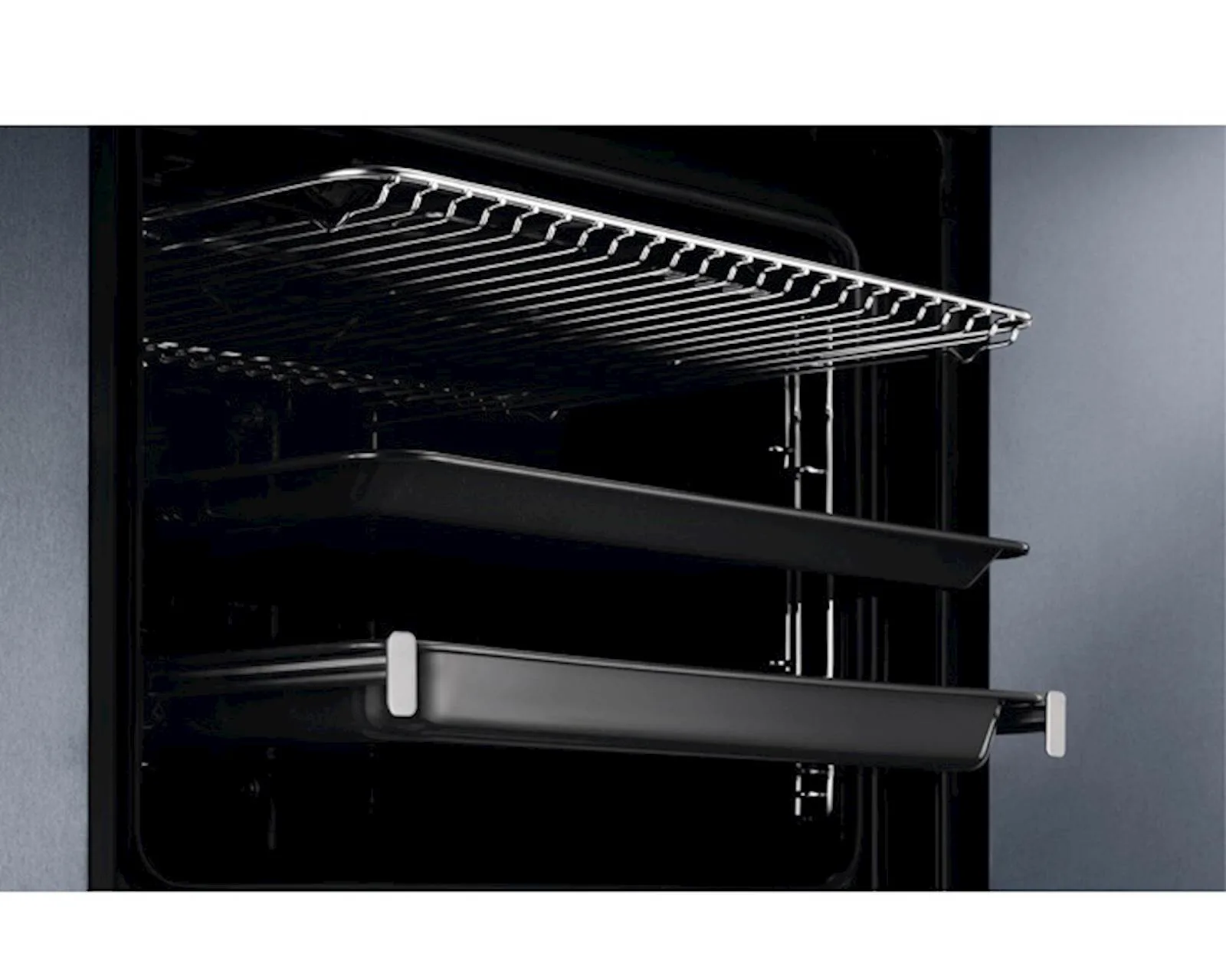 Ugradbena pećnica Electrolux EOE7P31Z, piroliza - slika 3