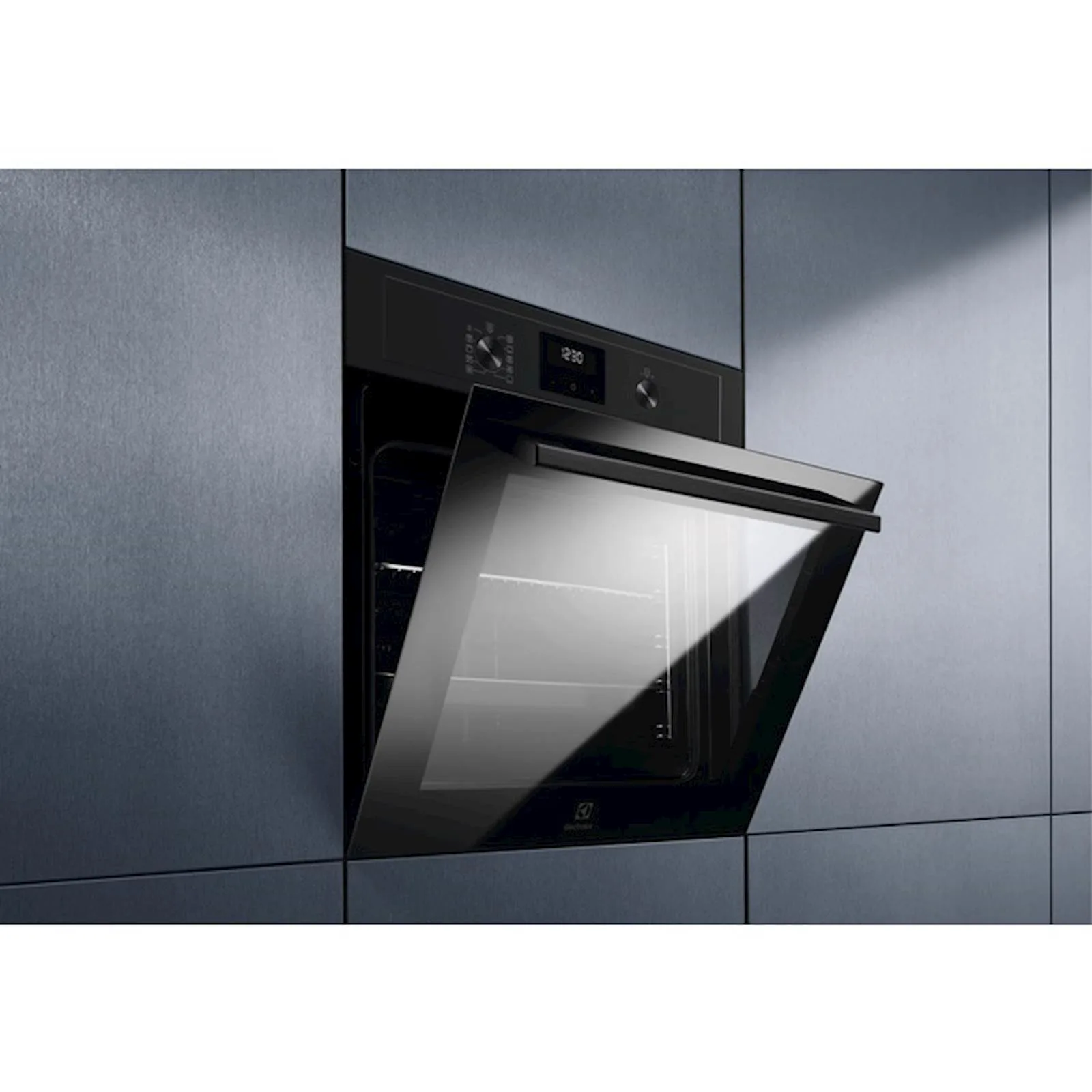Ugradbena pećnica Electrolux EOF3H40TH - slika 7