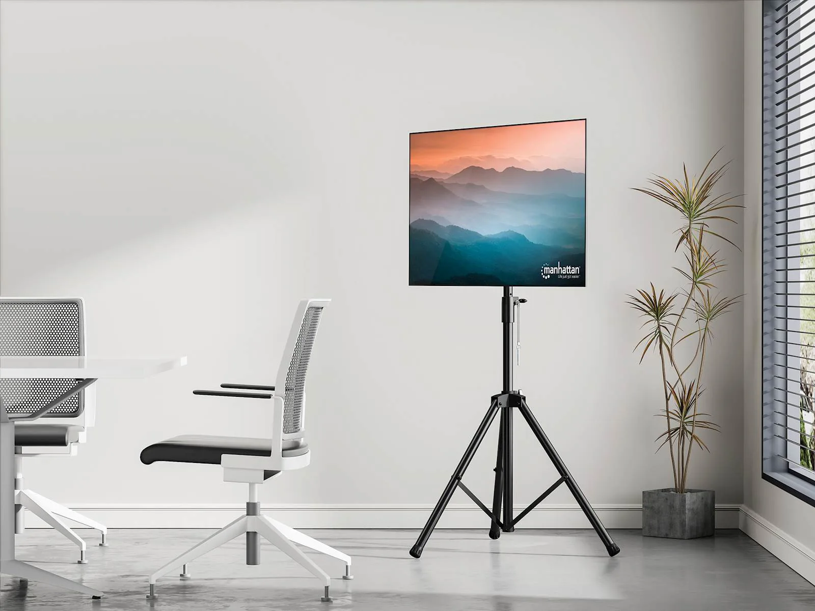 NOSAČ ZA TV TRIPOD MANHATTAN 37" TO 70" - slika 2