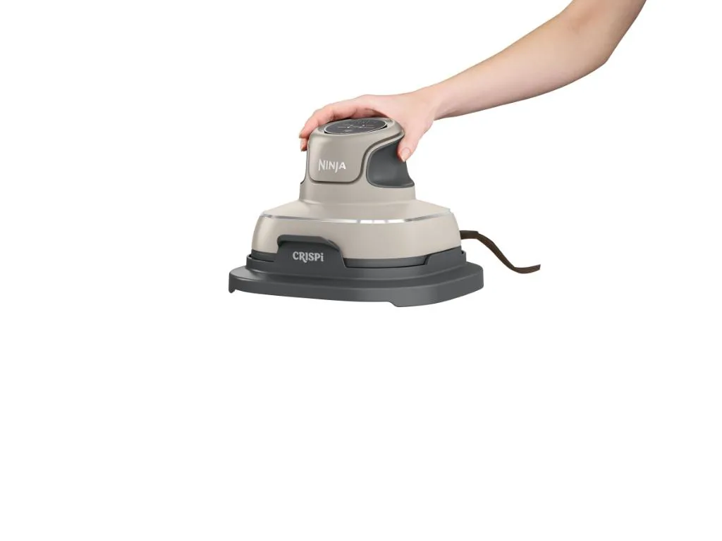 Ninja CRISPi 4u1 bez/crna4 funkcije,prenosna friteza,snaga 1700W,2 posude 3.8L i 1.4L