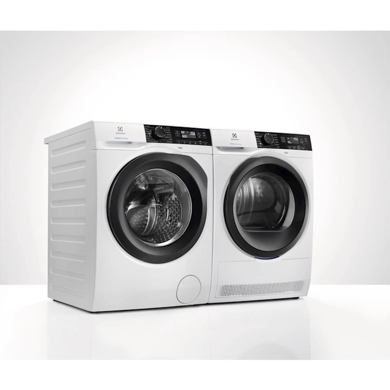 Mašina za veš Electrolux EW8F228S - slika 7