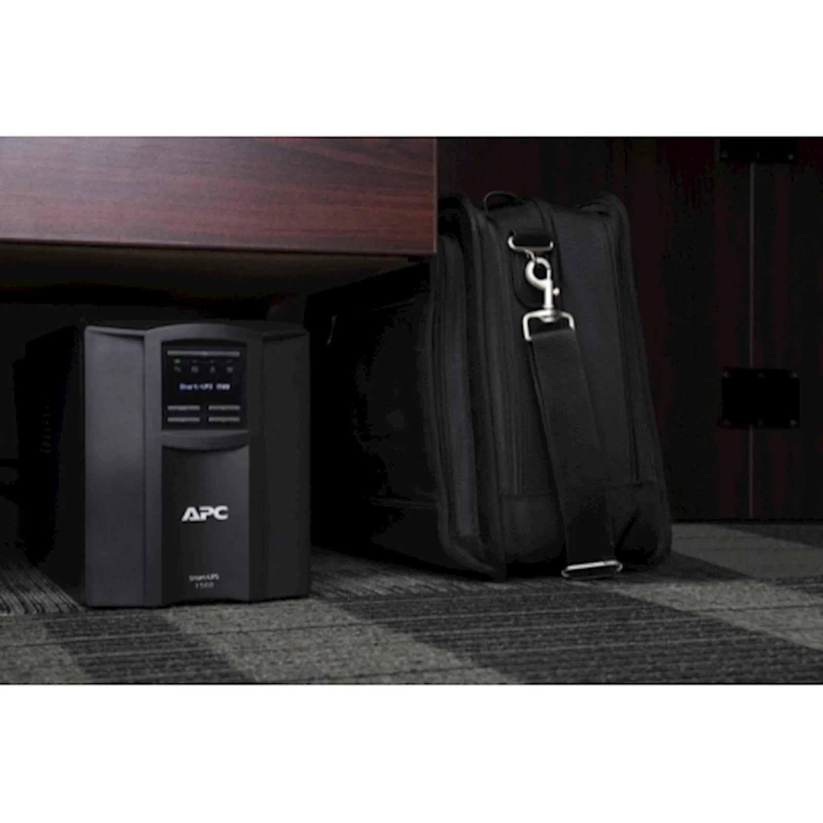 Smart-UPS APC, 1500VA, Tower, 230V, 8x IEC C13, SmartConnect Port+SmartSlot, AVR, LCD - slika 4