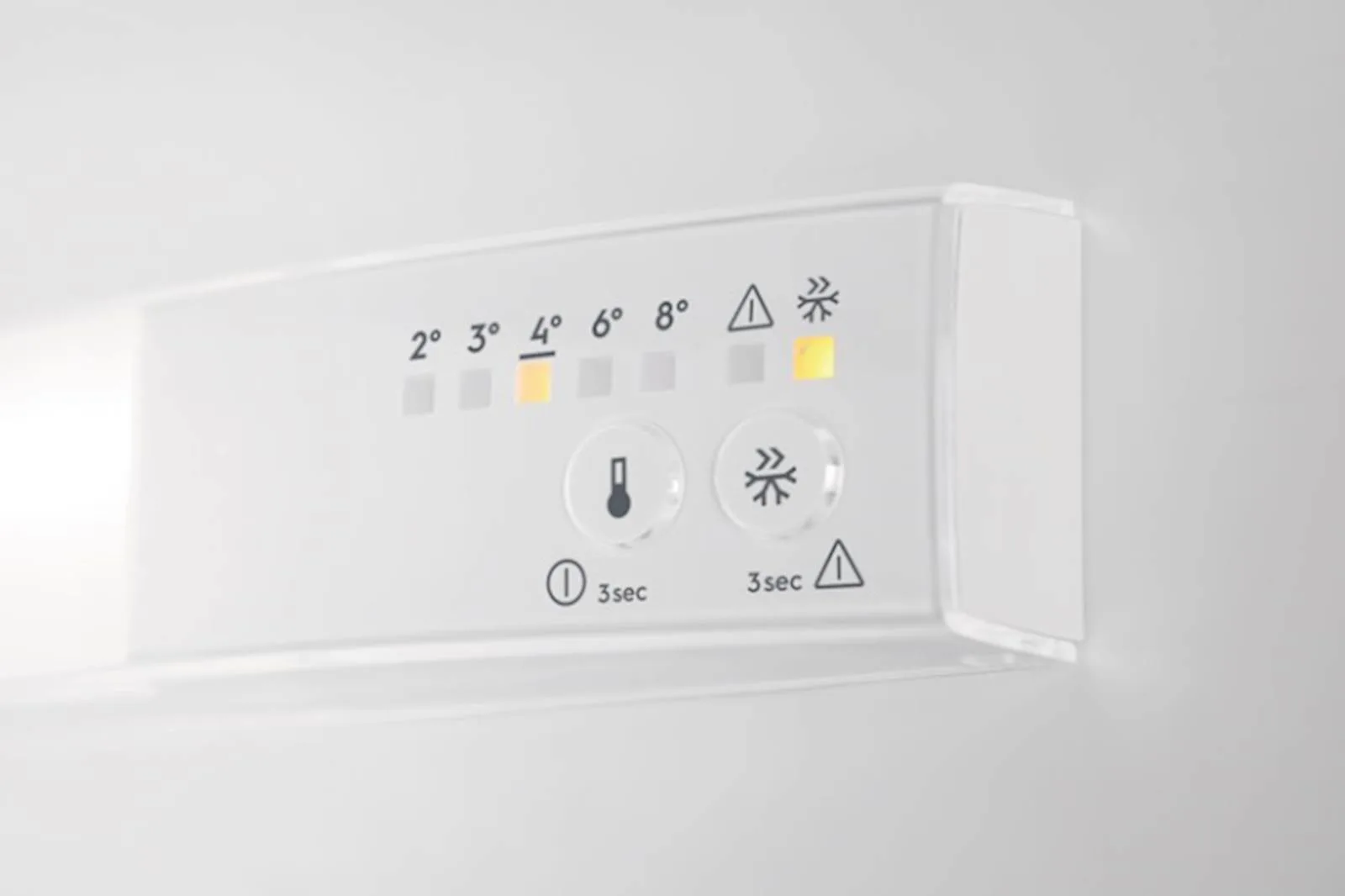 Ugradbeni frižider sa zamrzivačem Electrolux - slika 2