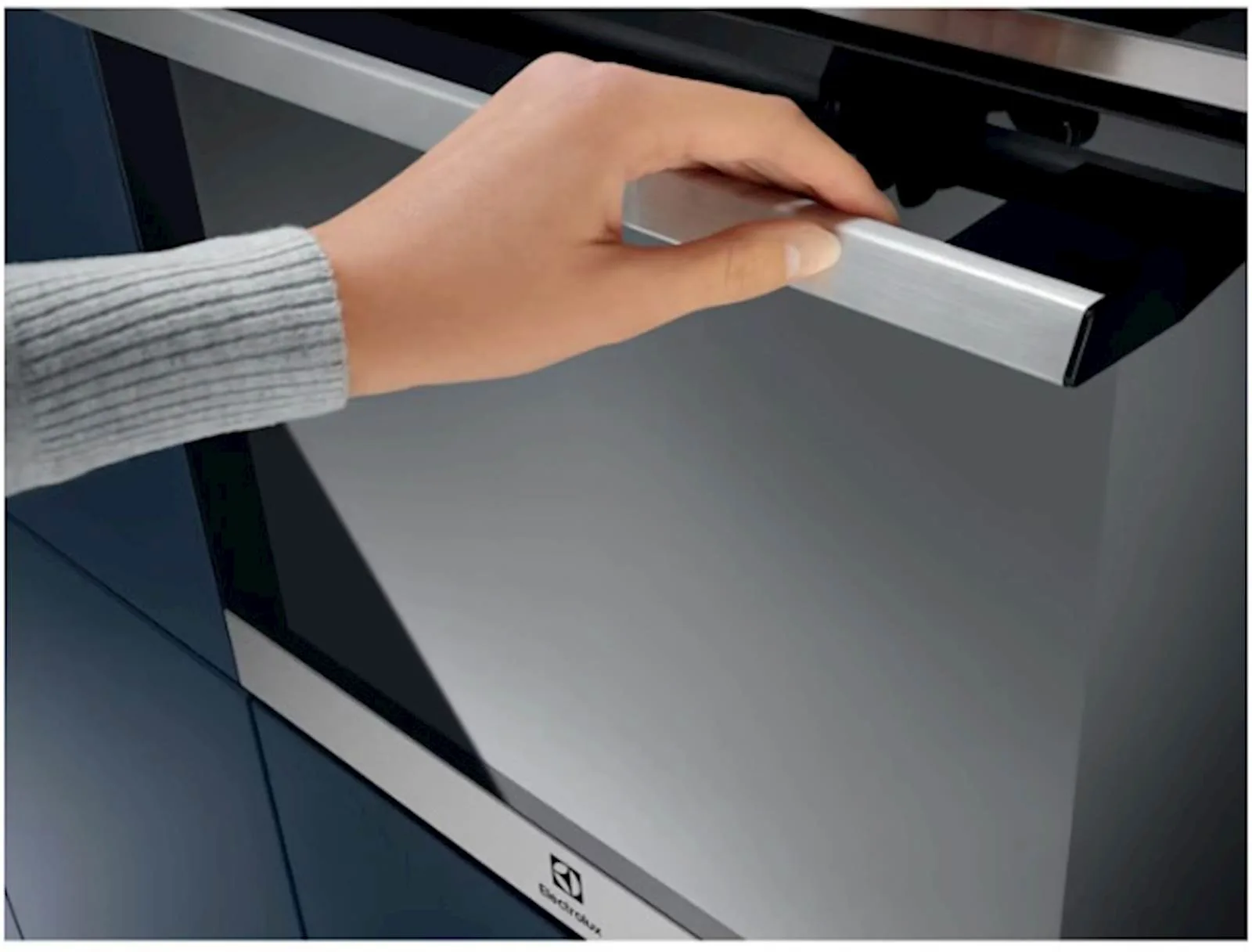 Ugradbena pećnica ELECTROLUX EOD6P77WX - slika 4