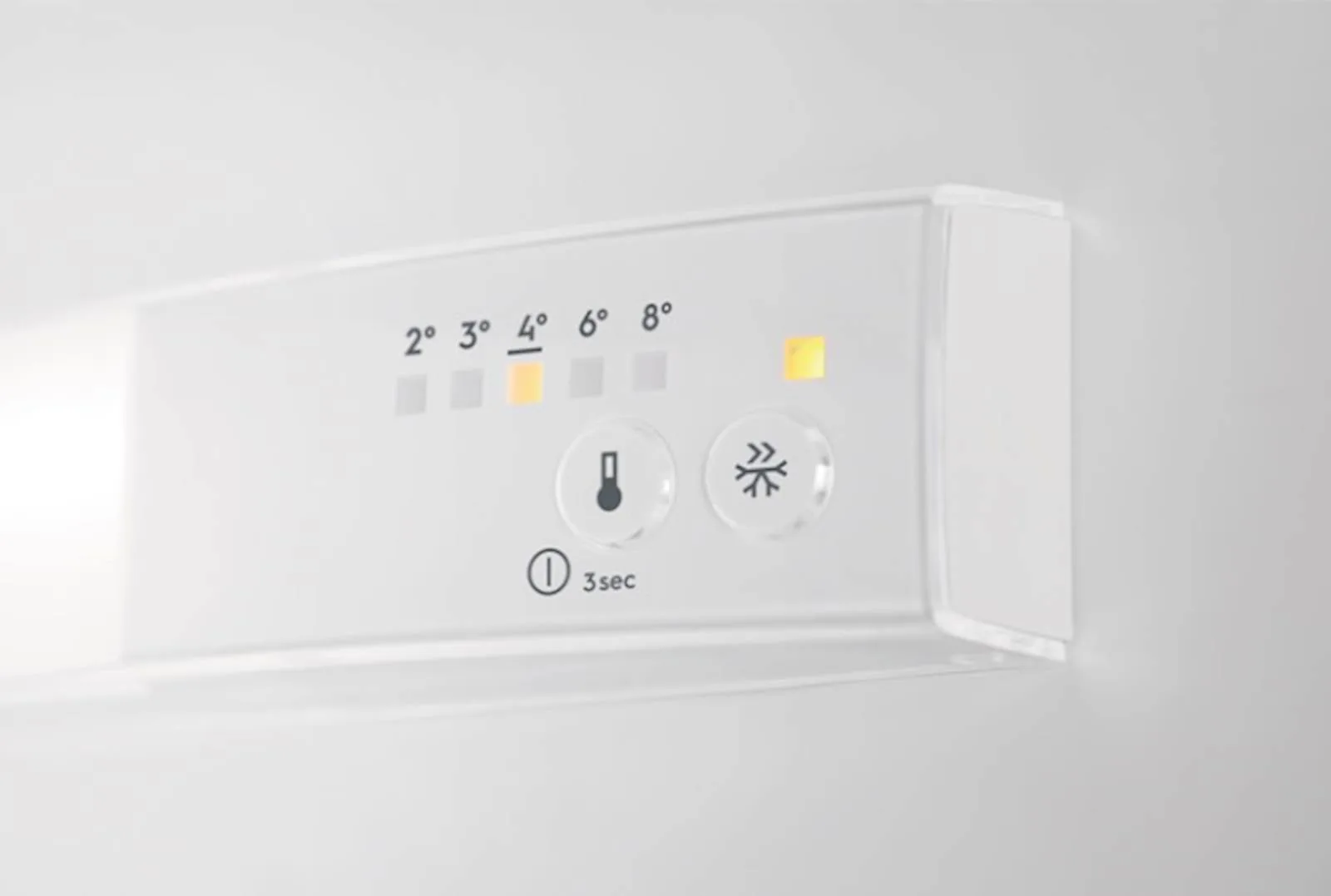 Ugradbeni frižider sa zamrzivačem Electrolux - slika 3