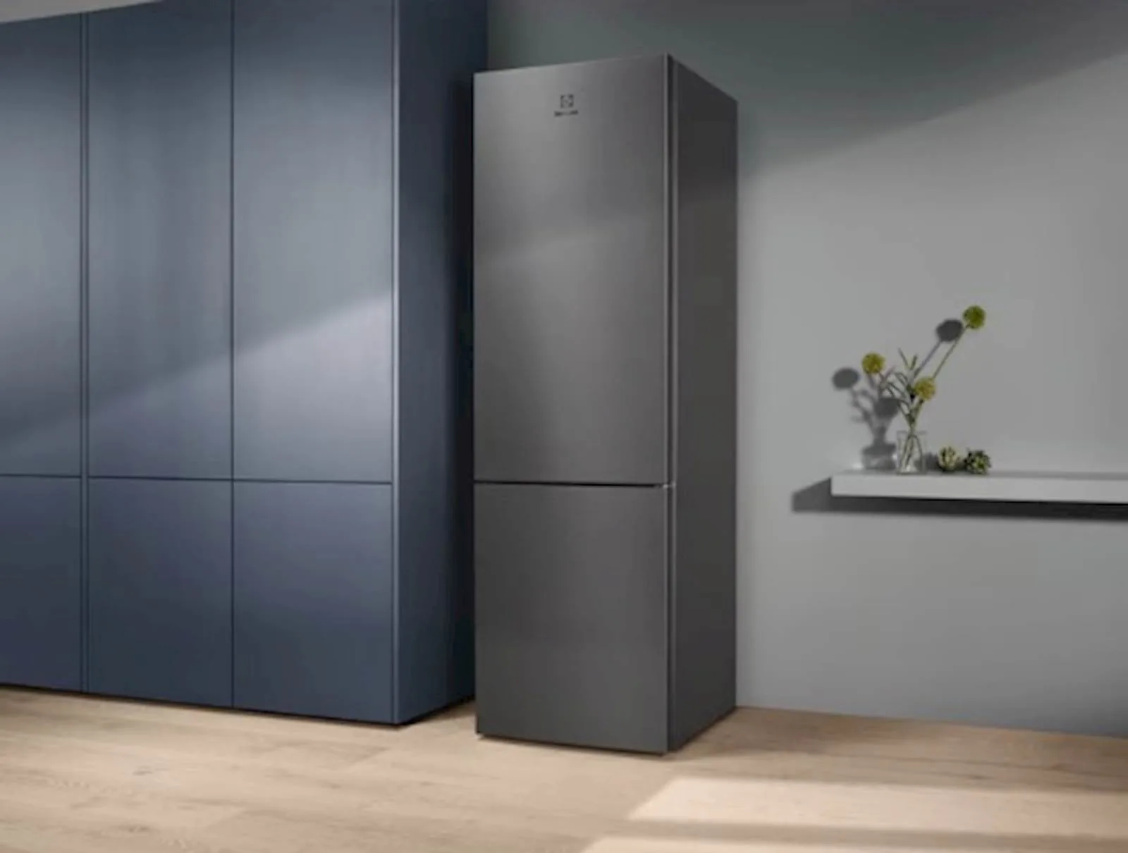 Frižider ELECTROLUX sa zamrzivačem LNT5ME36U1 - slika 8