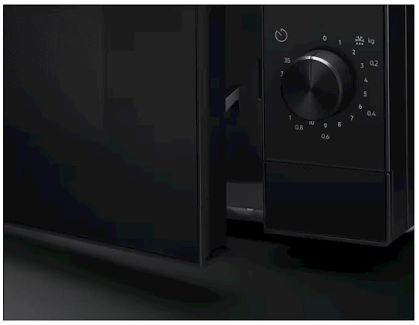 Mikrovalna pećnica Electrolux EMZ421MMK - slika 3