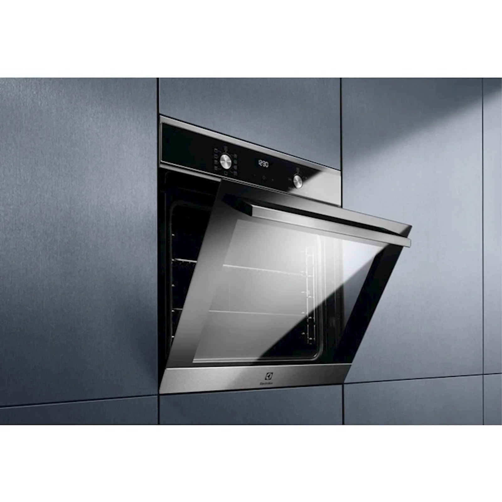 Ugradbena pećnica Electrolux EOF5H40BX - slika 7
