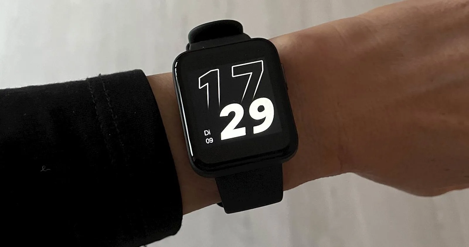 Pametni sat Xiaomi Mi Watch Lite crni - slika 2