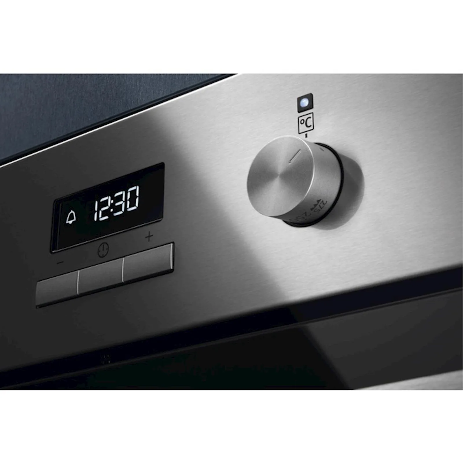 Ugradbena pećnica Electrolux KOF3H70X - slika 5