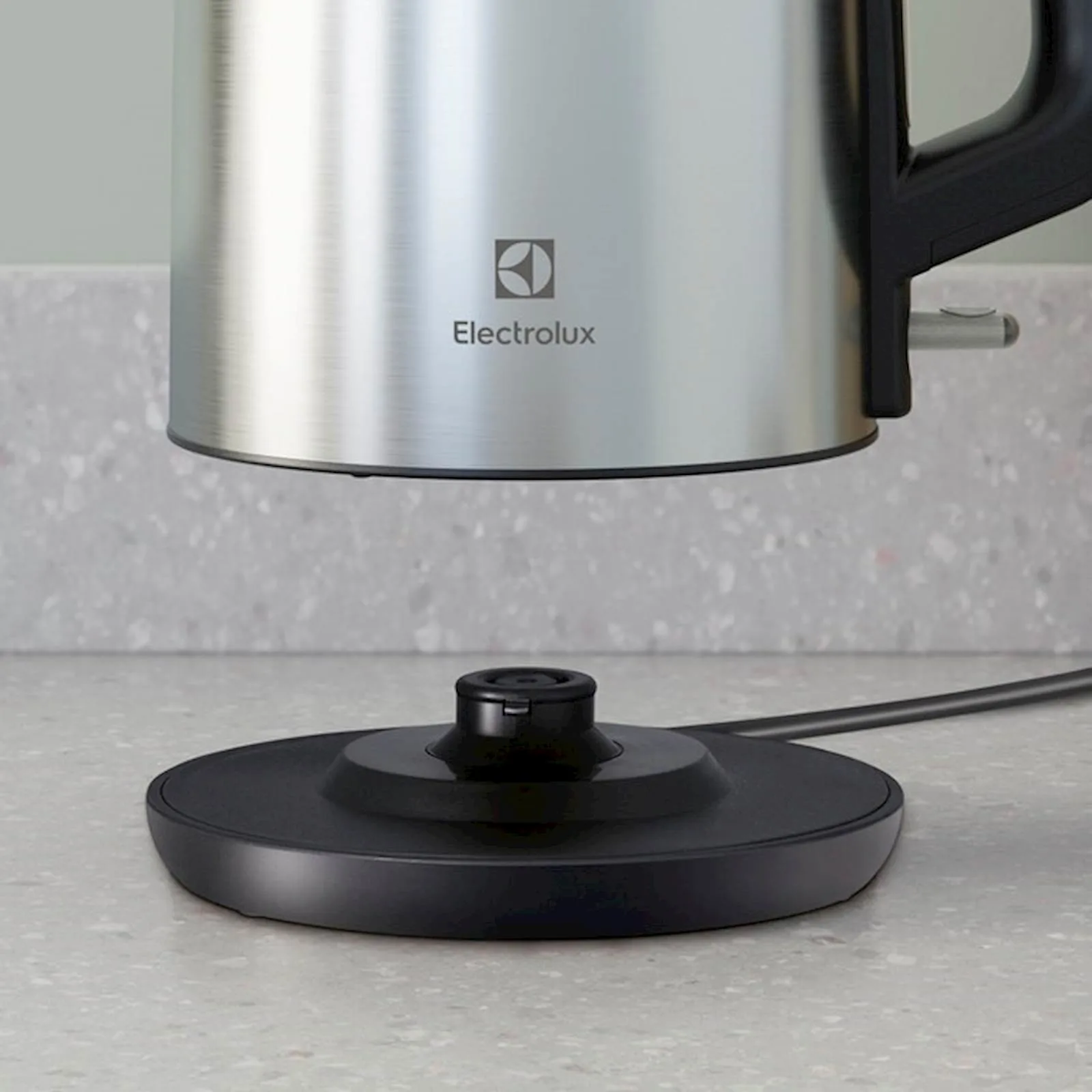 Kuhalo za vodu Electrolux E3K1-3ST - slika 3