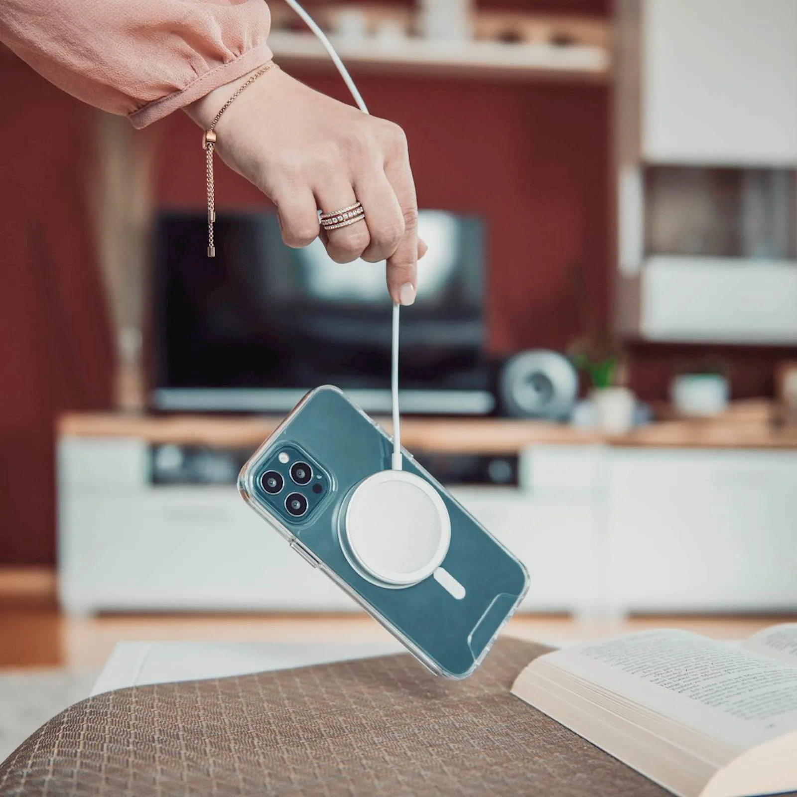 PUNJAČ BEŽIČNI MAGNETNI "MAGCHARGE" - slika 2